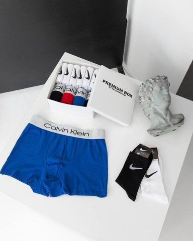 Чоловічі труси боксери 4 штуки + 6 пар високих шкарпеток Calvin Klein у боксі, 1221-S 1221 фото